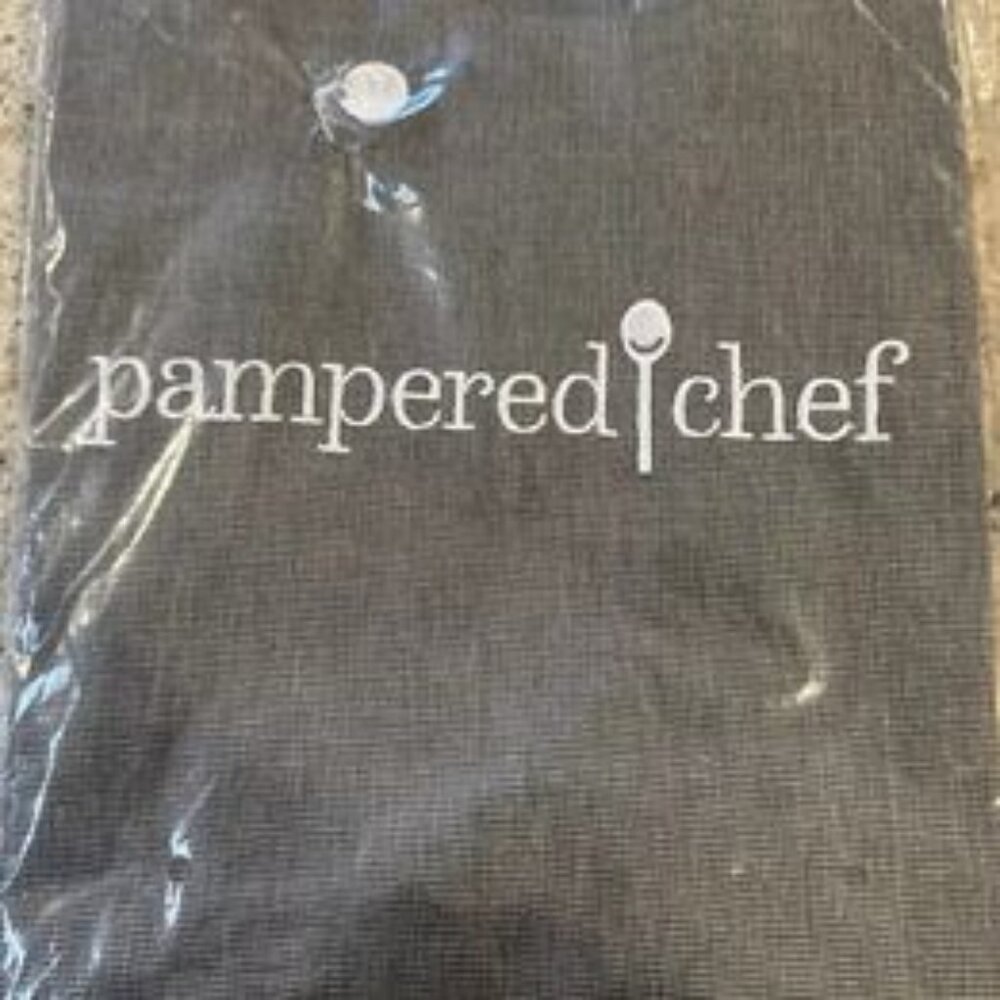 Pampered Chef Apron, Gray, Brand New